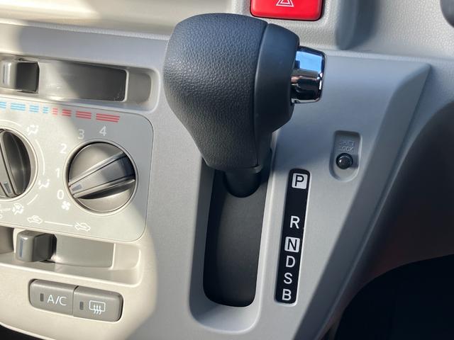 ミライースＸ　ＳＡIII１４インチフルホイールキャップ　ＬＥＤヘッドランプ　電動格納式（カラード）ドアミラー　自発光式デジタルメーターブルーイルミネーションメーター　マニュアルエアコン（ダイヤル式）　キーレスエントリー（静岡県）の中古車