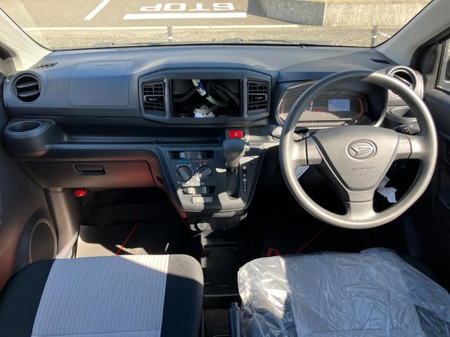 ミライースＬ　ＳＡIII１３インチフルホイールキャップ　マルチリフレクターハロゲンヘッドランプ　可倒式ドアミラー　自発光式デジタルメーターアンバーイルミネーションメーター　マニュアルエアコン（ダイヤル式）　キーレスエントリー（静岡県）の中古車