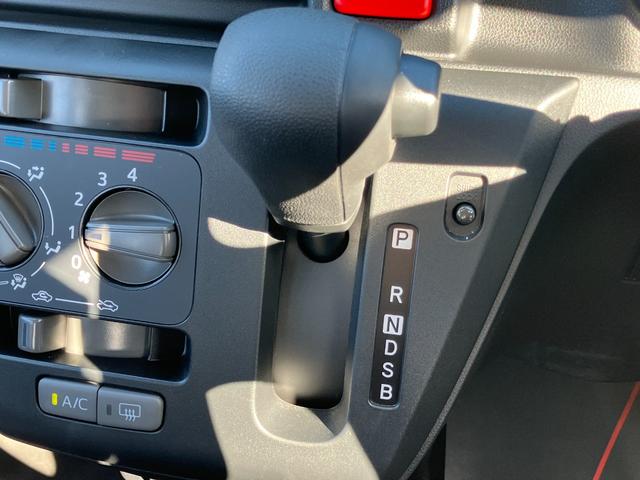 ミライースＬ　ＳＡIII１３インチフルホイールキャップ　マルチリフレクターハロゲンヘッドランプ　可倒式ドアミラー　自発光式デジタルメーターアンバーイルミネーションメーター　マニュアルエアコン（ダイヤル式）　キーレスエントリー（静岡県）の中古車