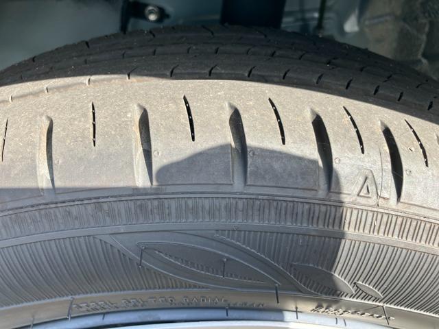 ミライースＸ　ＳＡIII１４インチフルホイールキャップ　ＬＥＤヘッドランプ　電動格納式（カラード）ドアミラー　自発光式デジタルメーターブルーイルミネーションメーター　マニュアルエアコン（ダイヤル式）　キーレスエントリー（静岡県）の中古車