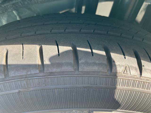 ミライースＸ　ＳＡIII１４インチフルホイールキャップ　ＬＥＤヘッドランプ　電動格納式（カラード）ドアミラー　自発光式デジタルメーターブルーイルミネーションメーター　マニュアルエアコン（ダイヤル式）　キーレスエントリー（静岡県）の中古車