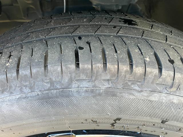 ロッキーＧ１７インチアルミホイール　ＵＶＩＲカット遮音ガラス　フルＬＥＤヘッドランプ　運転席・助手席シートヒーター　ウレタンステアリングホイール　本革シフトノブ　アクティブマルチインフォメーションメーター（静岡県）の中古車