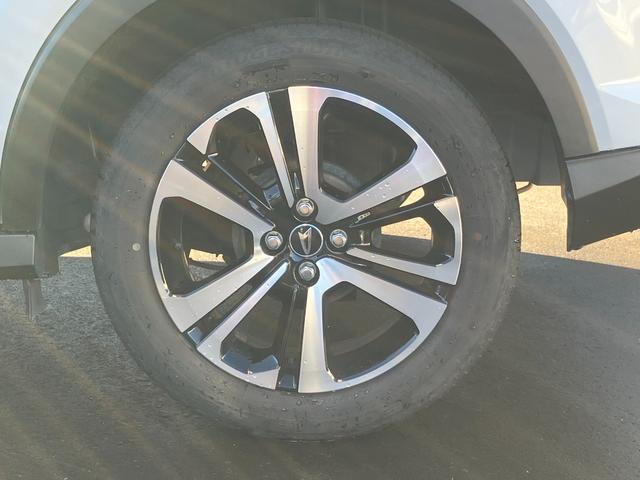 ロッキーＧ１７インチアルミホイール　ＵＶＩＲカット遮音ガラス　フルＬＥＤヘッドランプ　運転席・助手席シートヒーター　ウレタンステアリングホイール　本革シフトノブ　アクティブマルチインフォメーションメーター（静岡県）の中古車