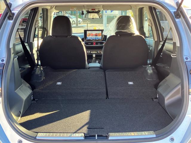 ロッキーＧ１７インチアルミホイール　ＵＶＩＲカット遮音ガラス　フルＬＥＤヘッドランプ　運転席・助手席シートヒーター　ウレタンステアリングホイール　本革シフトノブ　アクティブマルチインフォメーションメーター（静岡県）の中古車