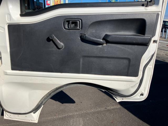 ハイゼットトラックスタンダード　農用スペシャル４ＷＤ　ＭＴ　マニュアルエアコン　クリーンエアフィルター　電動式パワーステアリング　　可倒式ドアミラー　ハロゲンヘッドライト（静岡県）の中古車