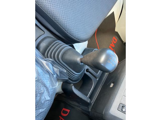 ハイゼットトラックスタンダード　農用スペシャル４ＷＤ　ＭＴ　マニュアルエアコン　クリーンエアフィルター　電動式パワーステアリング　　可倒式ドアミラー　ハロゲンヘッドライト（静岡県）の中古車