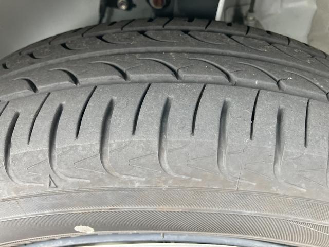 ムーヴキャンバスＧブラックアクセントＶＳ　ＳＡIII１４インチフルホイールキャップ　ＬＥＤヘッドランプ　キーフリーシステム　両側パワースライドドア　オートエアコン（プッシュ式）　オートライト　置きラクボックス（静岡県）の中古車