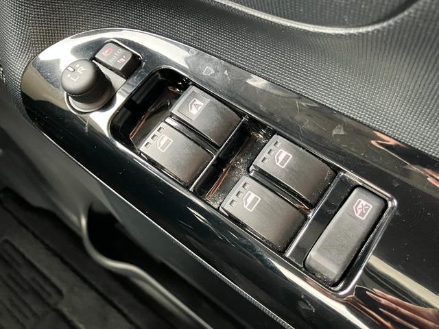 ムーヴキャンバスＧブラックアクセントＶＳ　ＳＡIII１４インチフルホイールキャップ　ＬＥＤヘッドランプ　キーフリーシステム　両側パワースライドドア　オートエアコン（プッシュ式）　オートライト　置きラクボックス（静岡県）の中古車