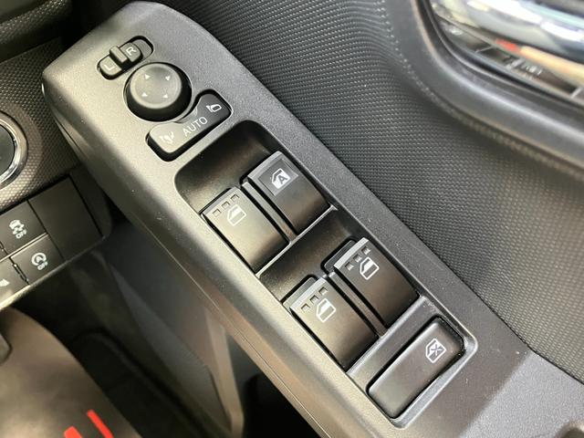 タフトＧターボ　クロムベンチャー１５インチアルミホイール（シルバー塗装）　オートレベリング機能付フルＬＥＤヘッドランプ　ＬＥＤフォグランプ　本革巻ステアリングホイール　本革巻インパネセンターシフト（静岡県）の中古車