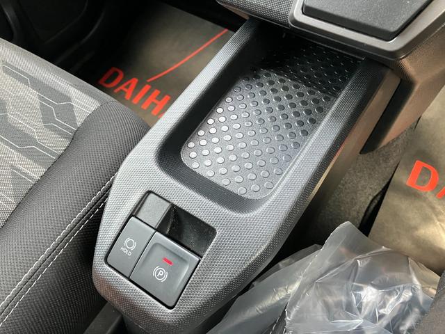 タフトＧターボ　クロムベンチャー１５インチアルミホイール（シルバー塗装）　オートレベリング機能付フルＬＥＤヘッドランプ　ＬＥＤフォグランプ　本革巻ステアリングホイール　本革巻インパネセンターシフト（静岡県）の中古車