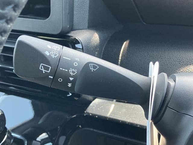 タントカスタムＲＳ１５インチアルミホイール　キーフリーシステム　プッシュボタンスタート　オートエアコン（プッシュ式）　フルＬＥＤヘッドランプ　オート格納式カラードドアミラー　本革巻ステアリングホイール（静岡県）の中古車
