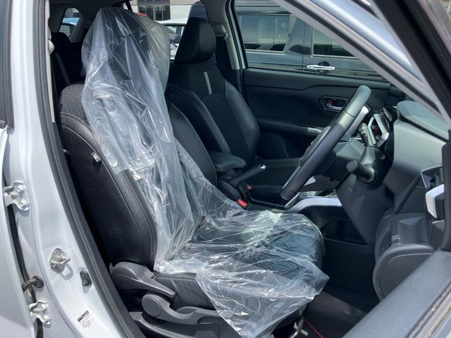 ロッキープレミアム１７インチアルミホイール　ＵＶＩＲカット遮音ガラス　フルＬＥＤヘッドランプ　キーフリーシステム　革巻きステアリングホイール　本革シフトノブ　アクティブマルチインフォメーションメーター（静岡県）の中古車