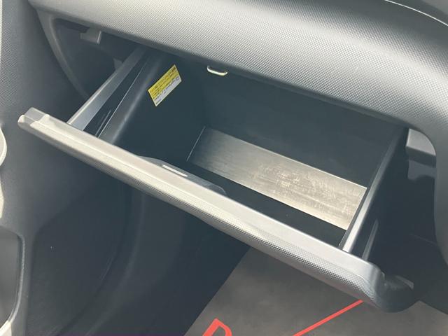 ロッキープレミアム１７インチアルミホイール　ＵＶＩＲカット遮音ガラス　フルＬＥＤヘッドランプ　キーフリーシステム　革巻きステアリングホイール　本革シフトノブ　アクティブマルチインフォメーションメーター（静岡県）の中古車