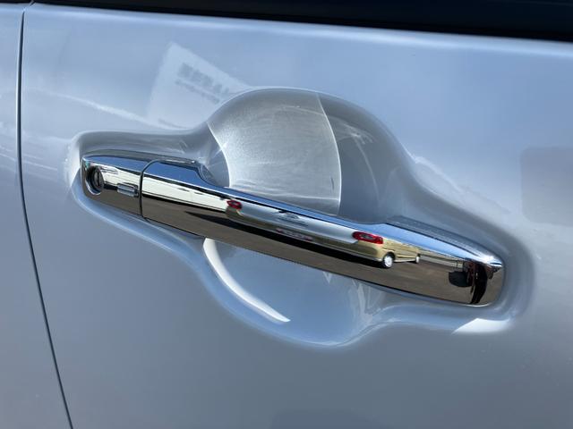 タントカスタムＲＳ１５インチアルミホイール　キーフリーシステム　プッシュボタンスタート　オートエアコン（プッシュ式）　フルＬＥＤヘッドランプ　オート格納式カラードドアミラー　本革巻ステアリングホイール（静岡県）の中古車