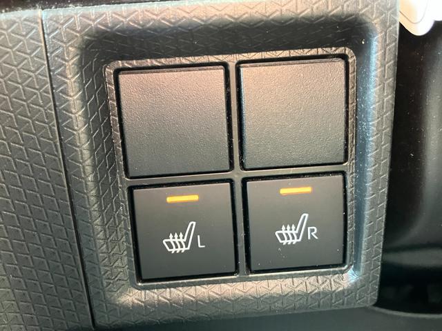 タントカスタムＲＳ１５インチアルミホイール　キーフリーシステム　プッシュボタンスタート　オートエアコン（プッシュ式）　フルＬＥＤヘッドランプ　オート格納式カラードドアミラー　本革巻ステアリングホイール（静岡県）の中古車