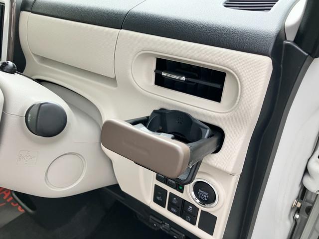 ムーヴキャンバスGメイクアップVS SAIII14インチフルホイールキャップ LEDヘッドランプ キーフリーシステム 両側パワースライドドア オートエアコン(プッシュ式) オートライト 置きラクボックス(静岡県)の中古車
