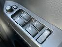 １４インチフルホイールキャップ　ＬＥＤヘッドランプ　電動格納式（カラード）ドアミラー　自発光式デジタルメーターブルーイルミネーションメーター　マニュアルエアコン（ダイヤル式）　キーレスエントリー（静岡県）の中古車