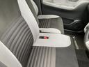 １５インチアルミホイール　ＬＥＤヘッドランプ　ＬＥＤフォグランプ　革巻きチルトステアリング　ＵＶカットガラス　運転席シートリフター（静岡県）の中古車