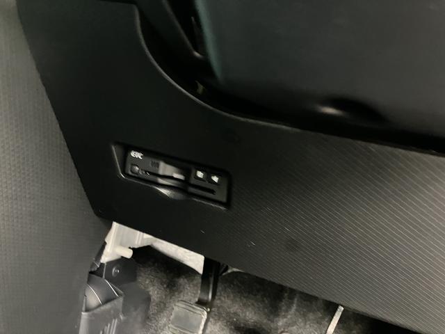 タントカスタムＲＳスタイルセレクション１５インチアルミホイール　大型エアロバンパー　フルＬＥＤヘッドランプ　オート格納式カラードドアミラー　革巻ステアリングホイール　両側パワースライドドア（静岡県）の中古車