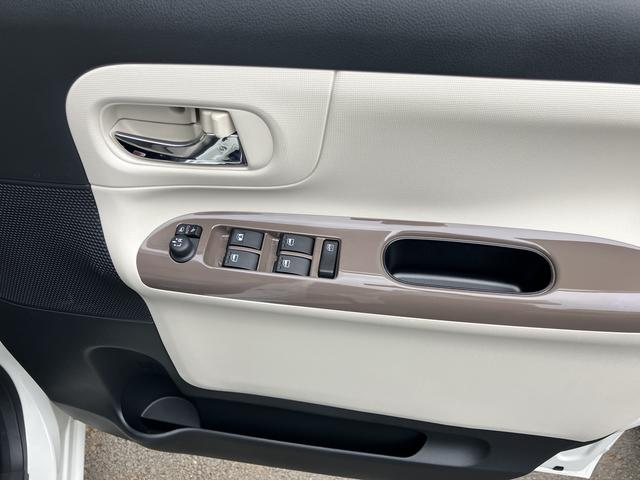ムーヴキャンバスＧメイクアップＶＳ　ＳＡIII１４インチフルホイールキャップ　ＬＥＤヘッドランプ　キーフリーシステム　両側パワースライドドア　オートエアコン（プッシュ式）　オートライト　置きラクボックス（静岡県）の中古車