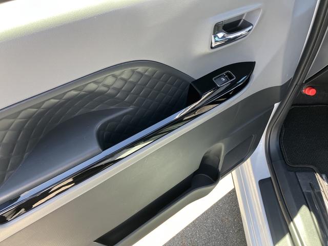 タントカスタムＲＳセレクション１５インチアルミホイール　大型エアロバンパー　フルＬＥＤヘッドランプ　オート格納式カラードドアミラー　革巻ステアリングホイール　両側パワースライドドア（静岡県）の中古車
