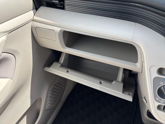 ムーヴＬ　ＳＡIII１４インチフルホイールキャップ　ＵＶカットゴラス（フロントドア）　ウレタンステアリングホイール　キーレスエントリー　マニュアルエアコン（ダイヤル式）（静岡県）の中古車