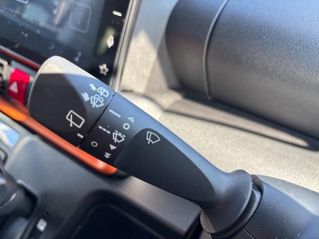 タントファンクロススマートアシスト　キーフリーシステム　ＬＥＤヘッドライト　両側パワースライドドア　コーナーセンサー　ミラクルオープンドア　シートバックテーブル（静岡県）の中古車