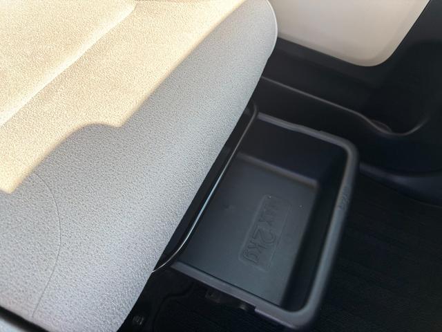 ムーヴキャンバスＧメイクアップＶＳ　ＳＡIII１４インチフルホイールキャップ　ＬＥＤヘッドランプ　キーフリーシステム　両側パワースライドドア　オートエアコン（プッシュ式）　オートライト　置きラクボックス（静岡県）の中古車