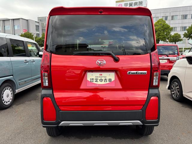 タントファンクロス１４インチアルミホイール　フルＬＥＤヘッドランプ　オート格納式カラードドアミラー　両側パワースライドドア　キーフリーシステム　プッシュボタンスタート（静岡県）の中古車