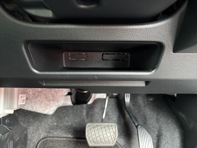 ムーヴキャンバスストライプスＧ１４インチフルホイールキャップ　ＬＥＤヘッドランプ　ＬＥＤフォグランプ　ホっとカップホルダー　両側パワースライドドア　キーフリーシステム　プッシュボタンスタート　ＵＶカットガラス（静岡県）の中古車