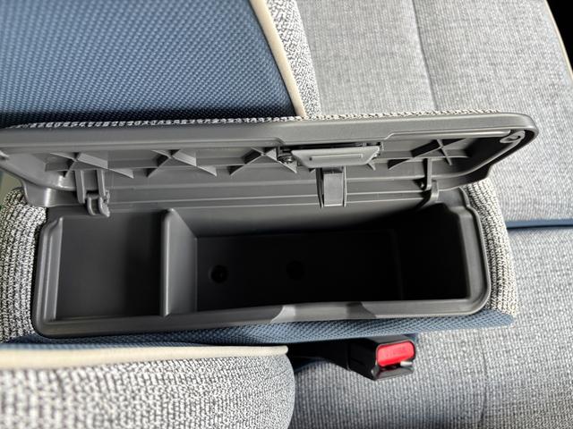 ムーヴキャンバスストライプスＧ１４インチフルホイールキャップ　ＬＥＤヘッドランプ　ＬＥＤフォグランプ　ホっとカップホルダー　両側パワースライドドア　キーフリーシステム　プッシュボタンスタート　ＵＶカットガラス（静岡県）の中古車