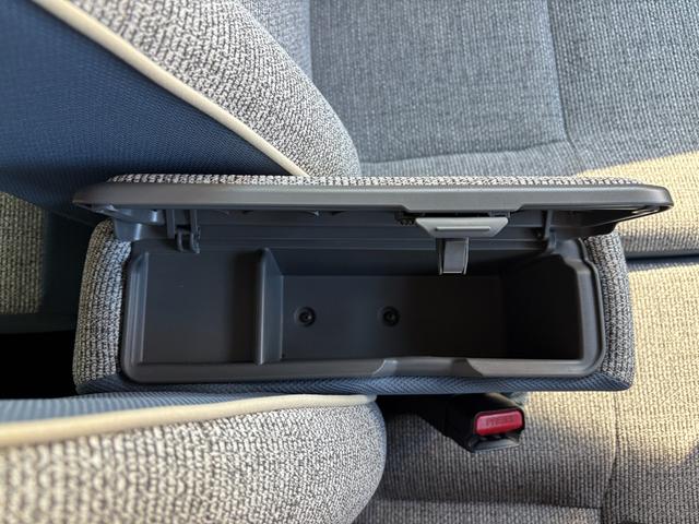 ムーヴキャンバスストライプスＧ　雹害車１４インチフルホイールキャップ　ＬＥＤヘッドランプ　ＬＥＤフォグランプ　ホっとカップホルダー　両側パワースライドドア　キーフリーシステム　プッシュボタンスタート　ＵＶカットガラス（静岡県）の中古車