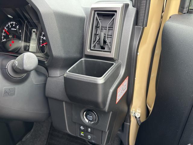 タフトＧ　ダーククロムベンチャー　雹害車１５インチアルミホイール　オートレベリング機能付フルＬＥＤヘッドランプ　ＬＥＤフォグランプ　本革巻ステアリングホイール　本革巻インパネセンターシフト（静岡県）の中古車