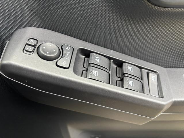 タフトＧ　ダーククロムベンチャー　雹害車１５インチアルミホイール　オートレベリング機能付フルＬＥＤヘッドランプ　ＬＥＤフォグランプ　本革巻ステアリングホイール　本革巻インパネセンターシフト（静岡県）の中古車