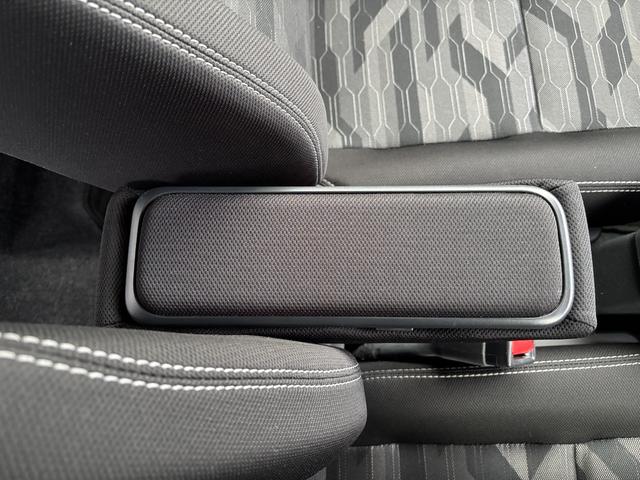 タフトＧ　ダーククロムベンチャー　雹害車１５インチアルミホイール　オートレベリング機能付フルＬＥＤヘッドランプ　ＬＥＤフォグランプ　本革巻ステアリングホイール　本革巻インパネセンターシフト（静岡県）の中古車