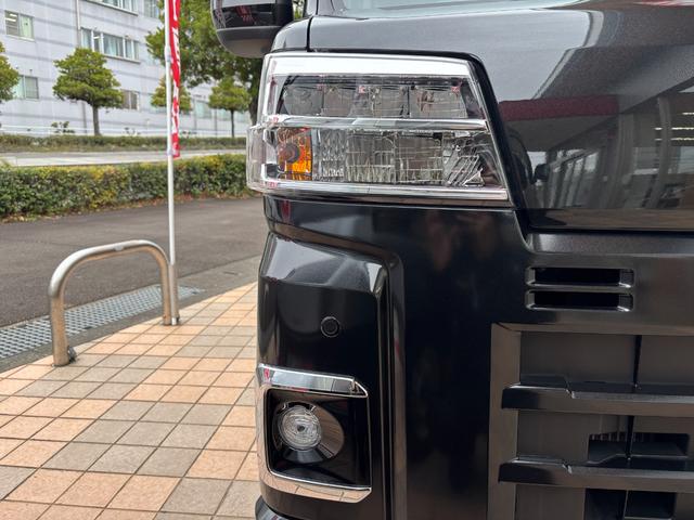 ハイゼットカーゴクルーズターボＣＶＴ　電動格納式カラードドアミラー　スーパーＵＶＩＲカットガラス（フロントウィンドウ）　１２インチフルホイールキャップ　撥水フルファヴリックシート表皮　大型ＬＥＤ荷室灯　キーフリーシステム（静岡県）の中古車