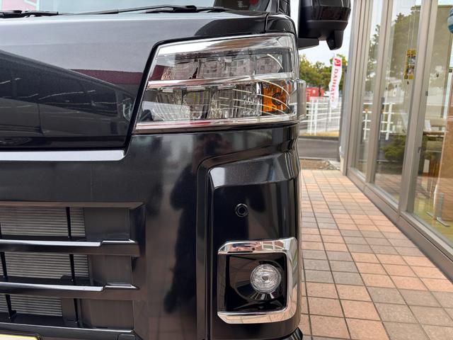 ハイゼットカーゴクルーズターボＣＶＴ　電動格納式カラードドアミラー　スーパーＵＶＩＲカットガラス（フロントウィンドウ）　１２インチフルホイールキャップ　撥水フルファヴリックシート表皮　大型ＬＥＤ荷室灯　キーフリーシステム（静岡県）の中古車