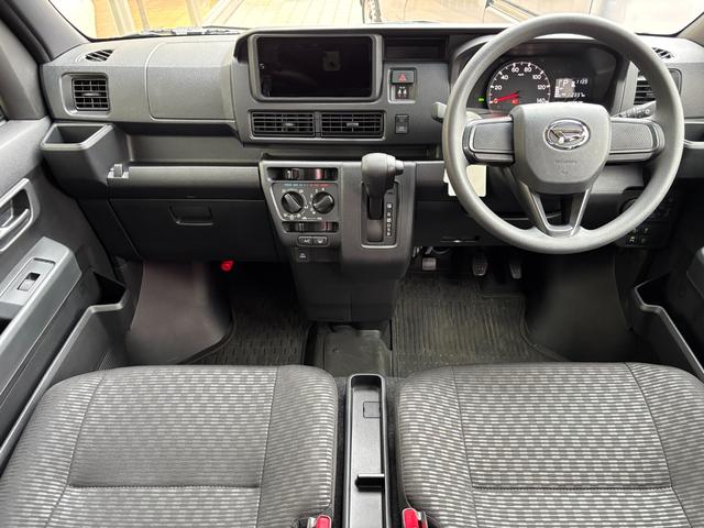 ハイゼットカーゴクルーズターボＣＶＴ　電動格納式カラードドアミラー　スーパーＵＶＩＲカットガラス（フロントウィンドウ）　１２インチフルホイールキャップ　撥水フルファヴリックシート表皮　大型ＬＥＤ荷室灯　キーフリーシステム（静岡県）の中古車