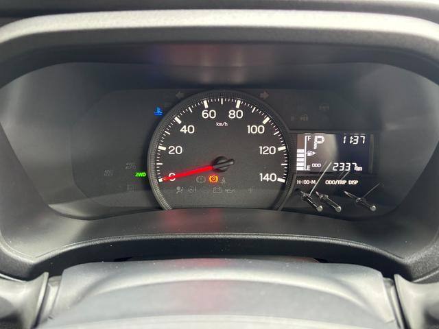 ハイゼットカーゴクルーズターボＣＶＴ　電動格納式カラードドアミラー　スーパーＵＶＩＲカットガラス（フロントウィンドウ）　１２インチフルホイールキャップ　撥水フルファヴリックシート表皮　大型ＬＥＤ荷室灯　キーフリーシステム（静岡県）の中古車