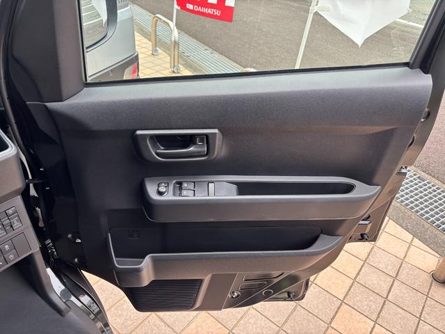 ハイゼットカーゴクルーズターボＣＶＴ　電動格納式カラードドアミラー　スーパーＵＶＩＲカットガラス（フロントウィンドウ）　１２インチフルホイールキャップ　撥水フルファヴリックシート表皮　大型ＬＥＤ荷室灯　キーフリーシステム（静岡県）の中古車