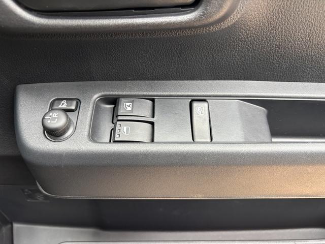 ハイゼットカーゴクルーズターボＣＶＴ　電動格納式カラードドアミラー　スーパーＵＶＩＲカットガラス（フロントウィンドウ）　１２インチフルホイールキャップ　撥水フルファヴリックシート表皮　大型ＬＥＤ荷室灯　キーフリーシステム（静岡県）の中古車