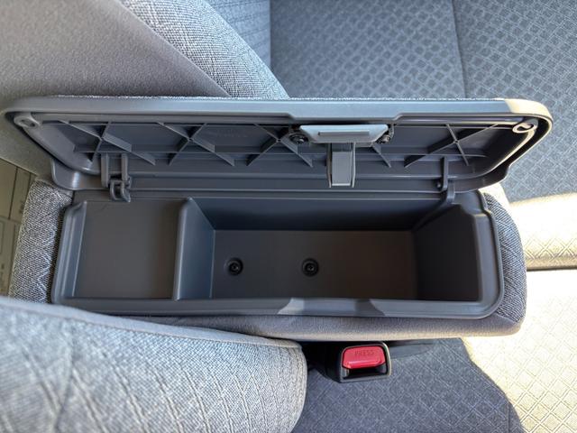 タントスローパーＸ福祉車両　１４インチフルホイールキャップ　フルＬＥＤヘッドランプ　オート格納式カラードドアミラー　左側パワースライドドア　ＴＦＴカラーマルチインフォメーションディスプレイ　フルファブリックシート（静岡県）の中古車