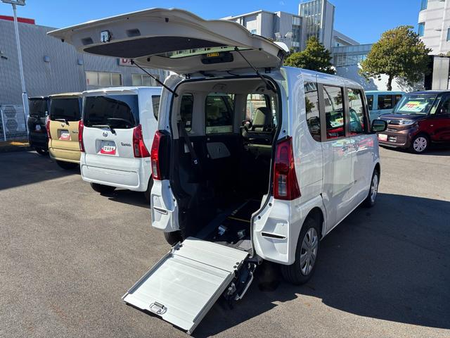 タントスローパーＸ福祉車両　１４インチフルホイールキャップ　フルＬＥＤヘッドランプ　オート格納式カラードドアミラー　左側パワースライドドア　ＴＦＴカラーマルチインフォメーションディスプレイ　フルファブリックシート（静岡県）の中古車