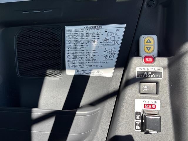 タントスローパーＸ福祉車両　１４インチフルホイールキャップ　フルＬＥＤヘッドランプ　オート格納式カラードドアミラー　左側パワースライドドア　ＴＦＴカラーマルチインフォメーションディスプレイ　フルファブリックシート（静岡県）の中古車