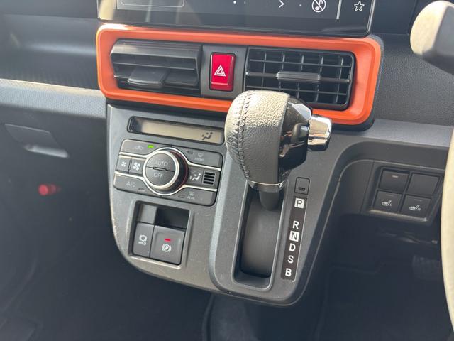 タントファンクロスターボ15インチアルミホイール キーフリーシステム プッシュボタンスタート オートエアコン(プッシュ式) フルLEDヘッドランプ オート格納式カラードドアミラー 本革巻ステアリングホイール(静岡県)の中古車