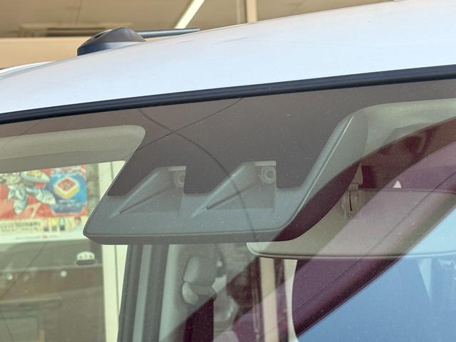 ムーヴＲＳキーフリーシステム　プッシュボタンスタート　ＬＥＤヘッドライト　１５インチアルミホイール　両側パワースライドドア　カラーマルチインフォメーションディスプレイ（静岡県）の中古車