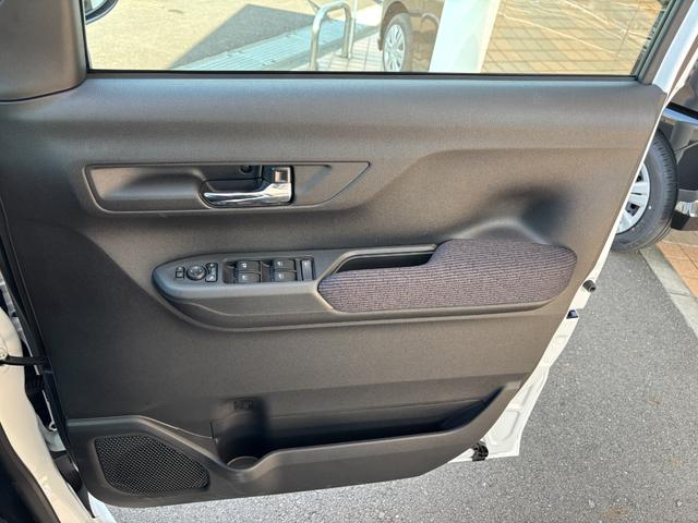 ムーヴＲＳキーフリーシステム　プッシュボタンスタート　ＬＥＤヘッドライト　１５インチアルミホイール　両側パワースライドドア　カラーマルチインフォメーションディスプレイ（静岡県）の中古車