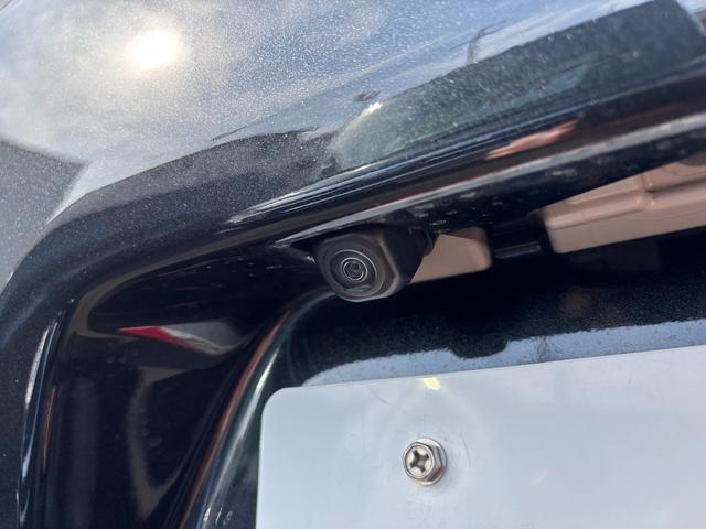 タントカスタムＸ１４インチアルミホイール　大型エアロバンパー　フルＬＥＤヘッドランプ　オート格納式カラードドアミラー　両側パワースライドドア　キーフリーシステム　プッシュボタンスタート（静岡県）の中古車