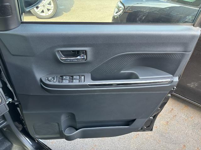 タントカスタムＸ１４インチアルミホイール　大型エアロバンパー　フルＬＥＤヘッドランプ　オート格納式カラードドアミラー　両側パワースライドドア　キーフリーシステム　プッシュボタンスタート（静岡県）の中古車