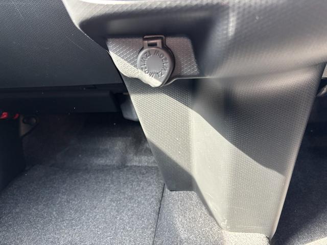 タントカスタムＸ１４インチアルミホイール　大型エアロバンパー　フルＬＥＤヘッドランプ　オート格納式カラードドアミラー　両側パワースライドドア　キーフリーシステム　プッシュボタンスタート（静岡県）の中古車